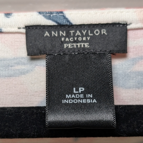 4 For $20 Ann Taylor Factory Petite Watercolor Floral Top LP White Pink - Picture 5 of 6